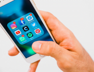 eliminar contactos en WhatsApp